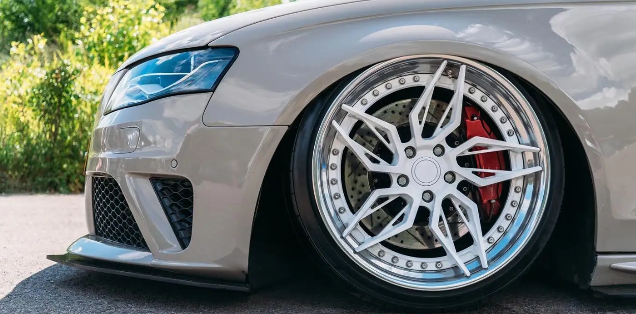 Custom Wheels for Cars