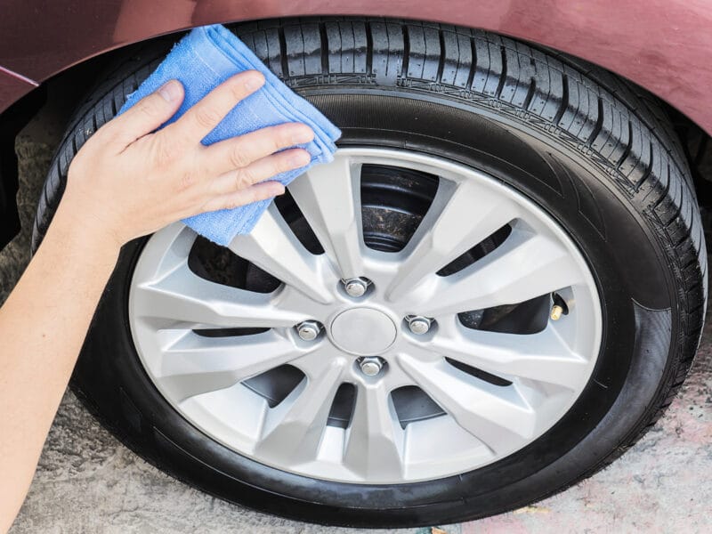 Cleaning Aluminum Wheels